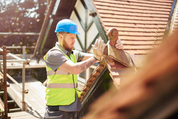 Best Flat Roof Repair Services  in Richton, MS
